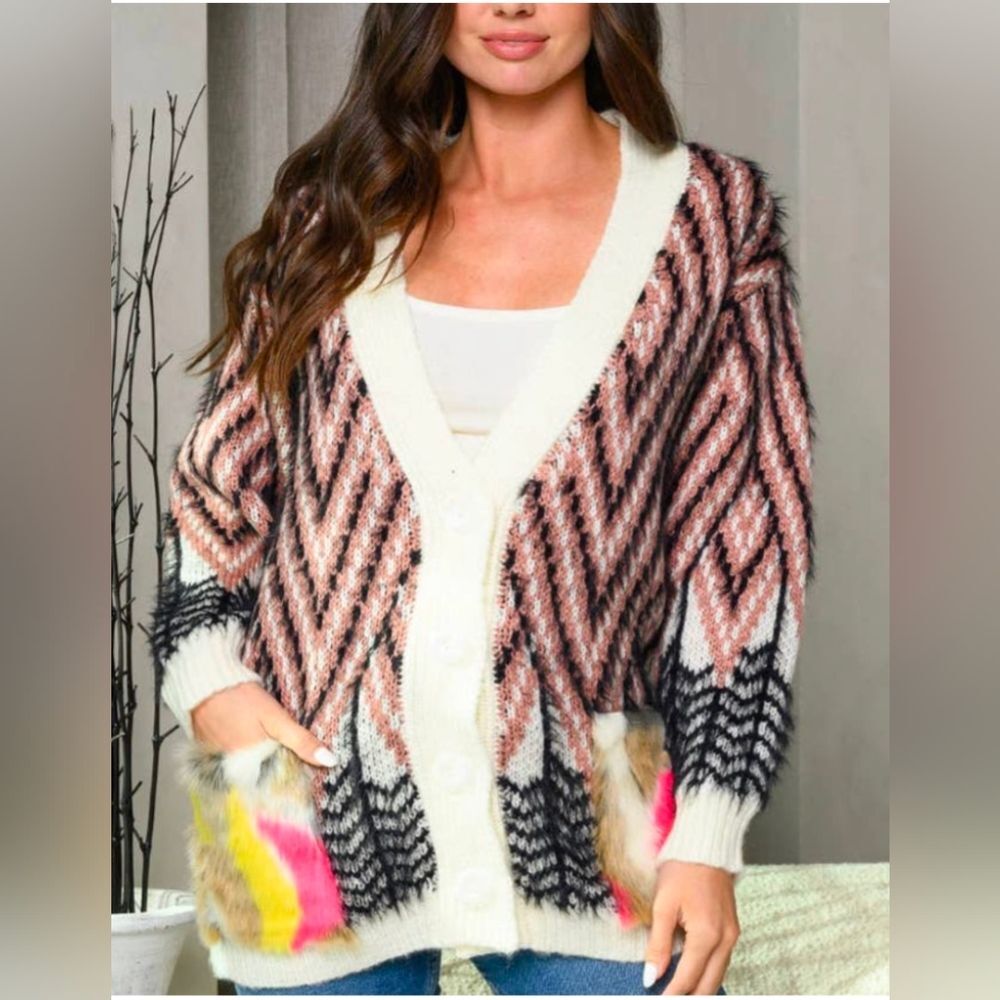 NWT Cardigan Sweater Button Closure Knit Multi Color Fur Warm Heavy M/L Zig Dad